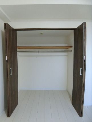 ��ʌ�����s�݉ƒ��̃}���V�����̎��[