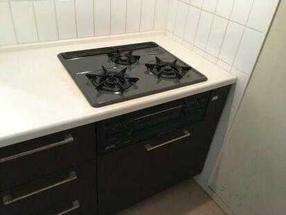 ��ʌ��������܎s�k��ޗǒ��̃}���V�����̃L�b�`��