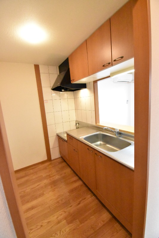 ��ʌ�����s�厚���s�g���̃}���V�����̃L�b�`��