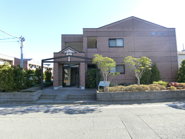 ��ʌ�����s�厚���s�g���̃}���V�����̌����O��