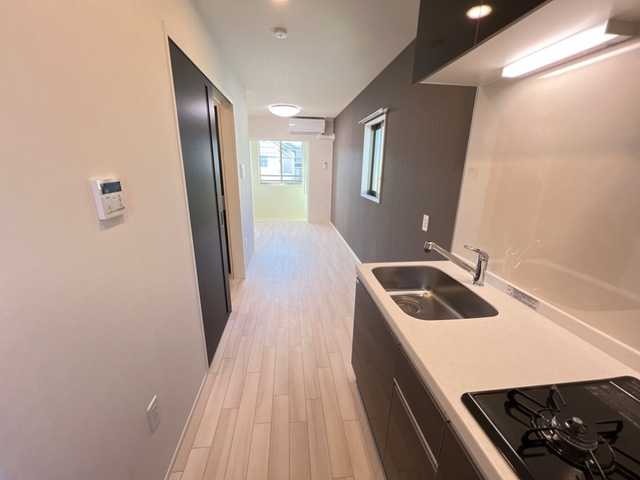 ��ʌ�����s�˒˓�Q���ڂ̃A�p�[�g�̃L�b�`��