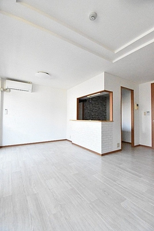 ��ʌ�����s�厚���s�g���̃}���V�����̋��ԁE���r���O