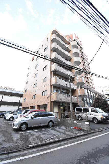 ��ʌ��������܎s��{��y�蒬�P���ڂ̃}���V�����̌����O��