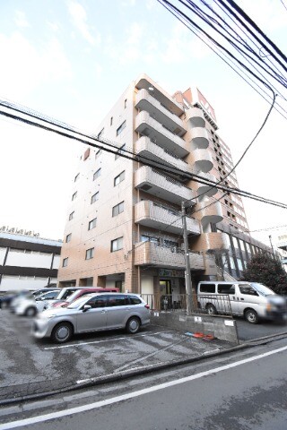 ��ʌ��������܎s��{��y�蒬�P���ڂ̃}���V�����̌����O��