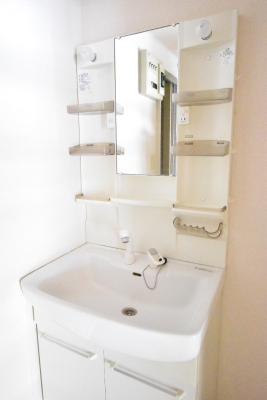 ��ʌ��������܎s��{��y�蒬�P���ڂ̃}���V�����̐��ʏ�