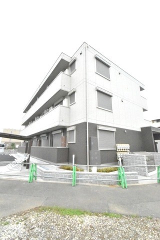 ��ʌ��������܎s����厚�w��̃A�p�[�g�̌����O��