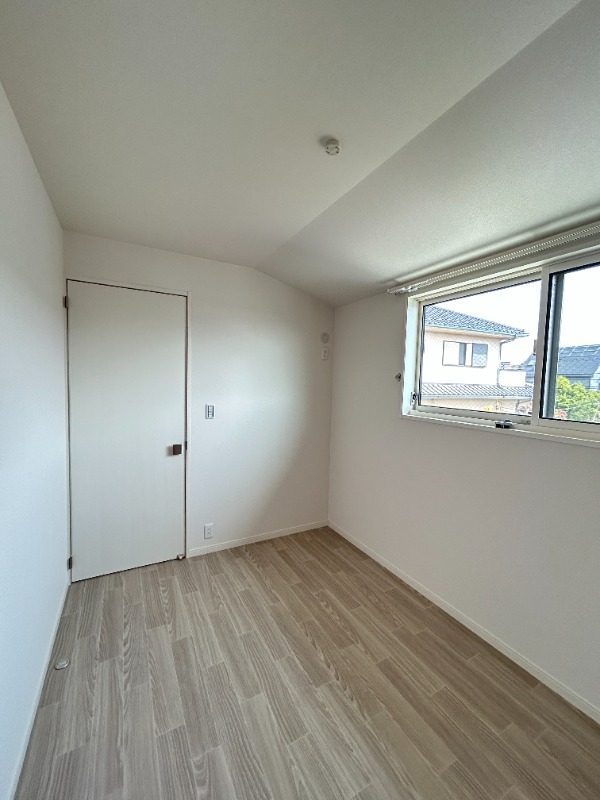 ��ʌ��������܎s�k����i���P���ڂ̃A�p�[�g�̂��̑������E�X�y�[�X