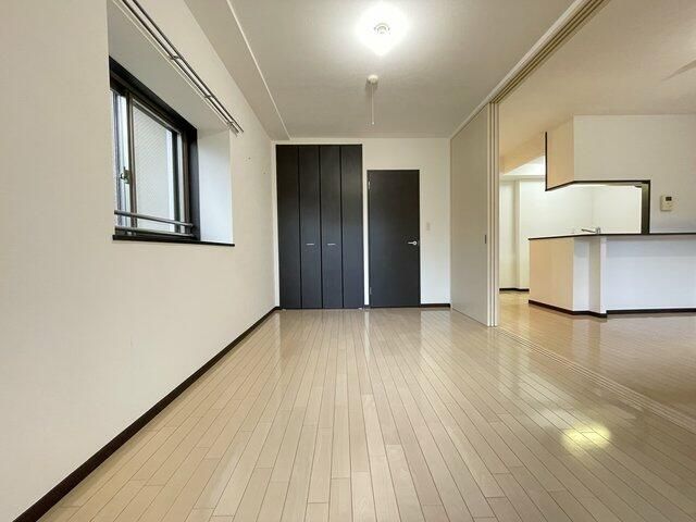 ��ʌ��������܎s�������˂S���ڂ̃}���V�����̋����E���r���O