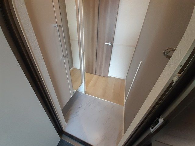 ��ʌ�����s�厚���̃A�p�[�g�̌���