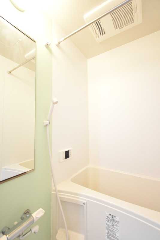 ��ʌ��������܎s�Y�a��c�R���̃A�p�[�g�̃o�X