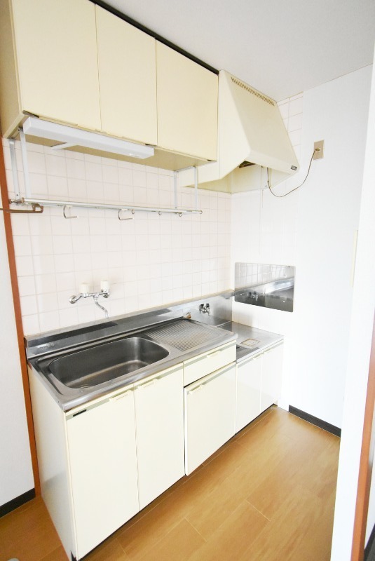 ��ʌ��@�c�s���V�h�R���ڂ̃A�p�[�g�̃L�b�`��