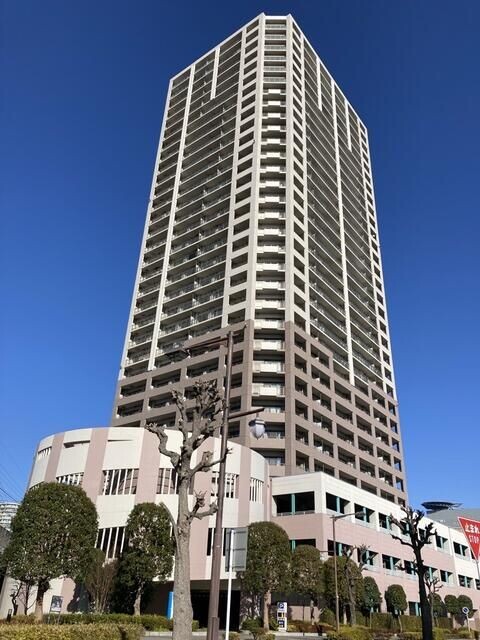 ��ʌ��������܎s������㗎���Q���ڂ̃}���V�����̌����O��