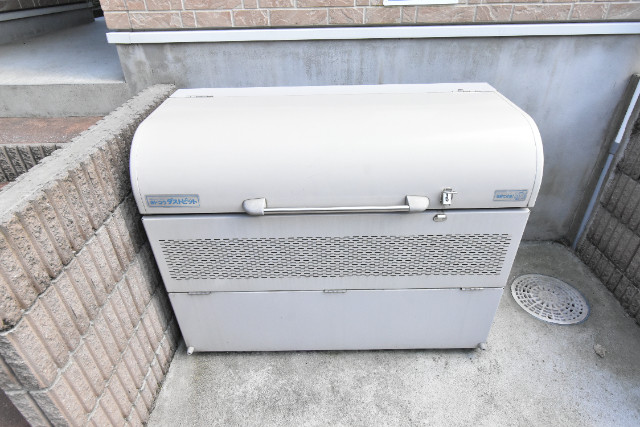 ��ʌ��������܎s�Y�a��c�R���̃A�p�[�g�̂��̑�