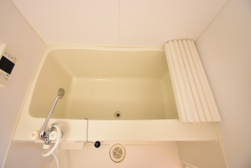 ��ʌ��z�J�s�����S���ڂ̃A�p�[�g�̃o�X