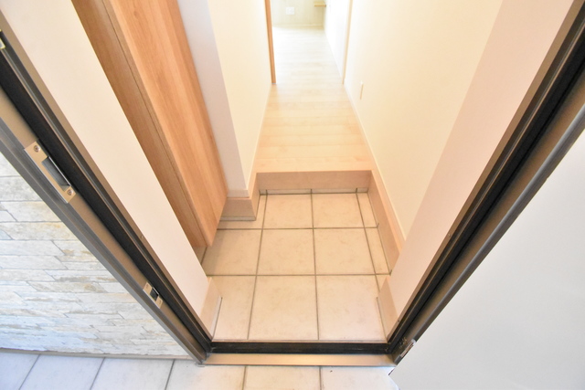 ��ʌ��������܎s�k��{�����R���ڂ̃A�p�[�g�̌���