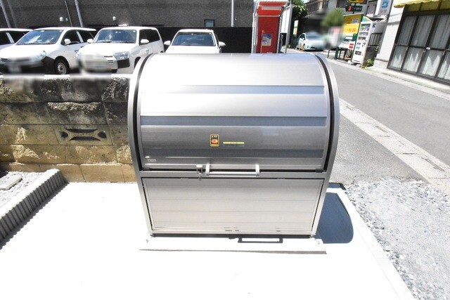 ��ʌ��������܎s�k��{�����R���ڂ̃A�p�[�g�̂��̑�