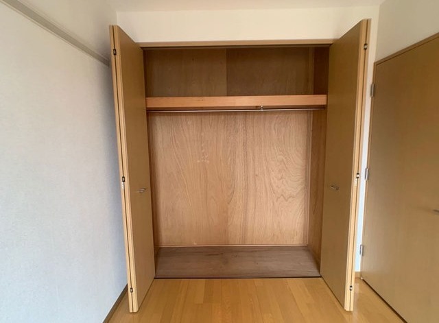 ��ʌ��������܎s�΋挴�R�Q���ڂ̃}���V�����̎��[