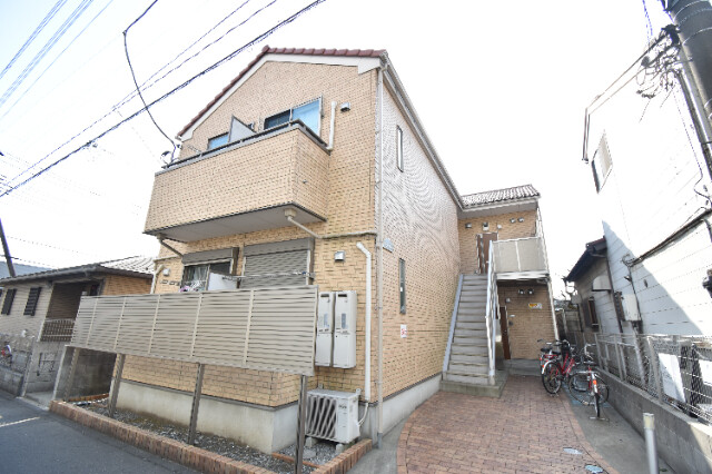 ��ʌ��������܎s��������Q���ڂ̃A�p�[�g�̌����O��