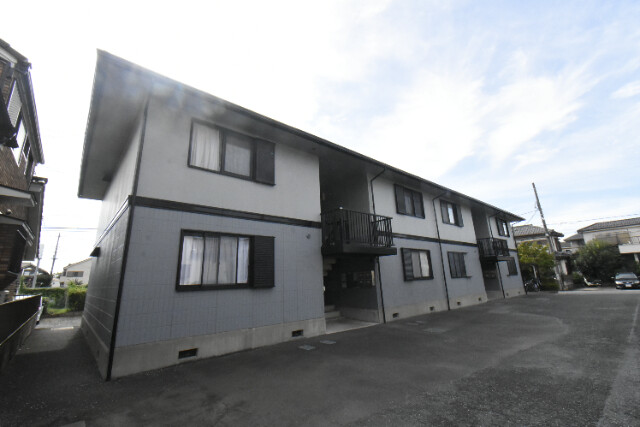 ��ʌ�����s���ȂT���ڂ̃A�p�[�g�̌����O��