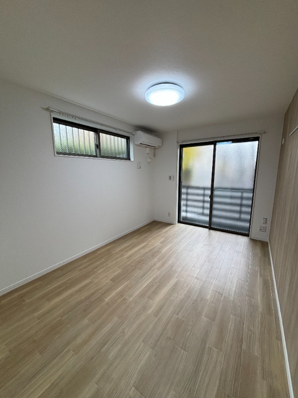 ��ʌ��������܎s������V�����Q���ڂ̃A�p�[�g�̂��̑������E�X�y�[�X