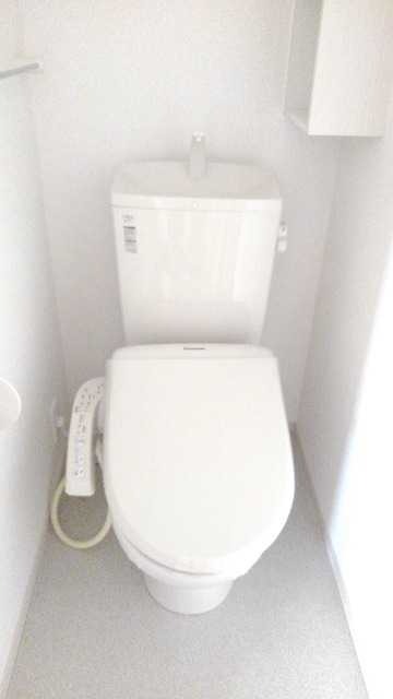 ��ʌ��@�c�s�@�c�S���ڂ̃A�p�[�g�̃g�C��