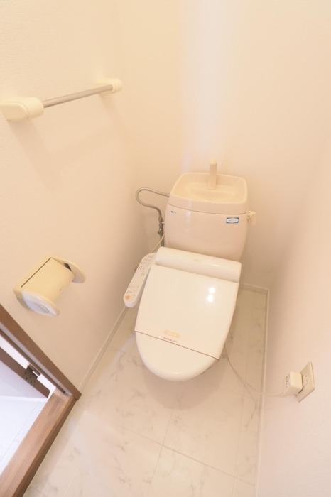 ��ʌ�����s���ȂT���ڂ̃A�p�[�g�̃g�C��