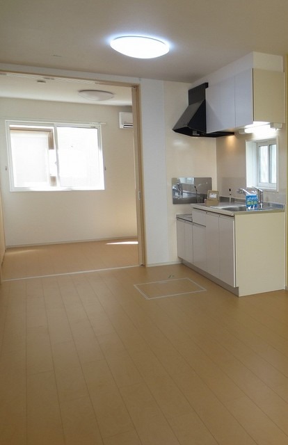 ��ʌ�����s�厚�n�����̃A�p�[�g�̋��ԁE���r���O