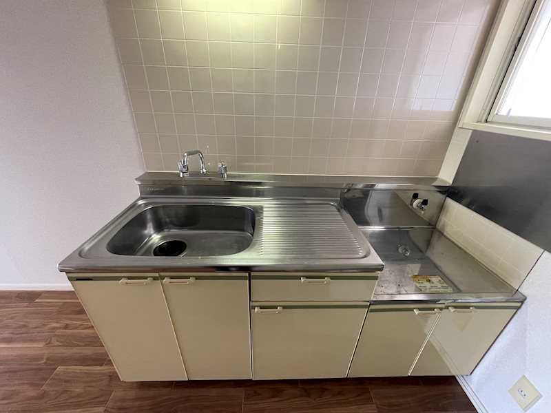 ��ʌ��������܎s��΋�厚�\�������̃A�p�[�g�̃L�b�`��