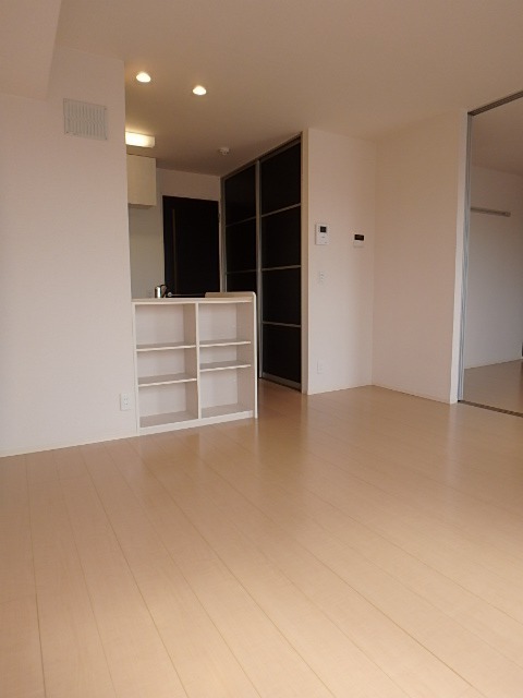 ��ʌ��������܎s����厚�w��̃A�p�[�g�̋��ԁE���r���O