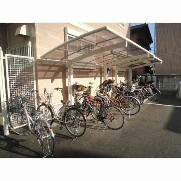 ��ʌ�����s�����R���ڂ̃A�p�[�g�̂��̑�