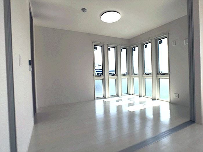 ��ʌ��z�J�s���C�N�^�E���X���ڂ̃A�p�[�g�̂��̑�