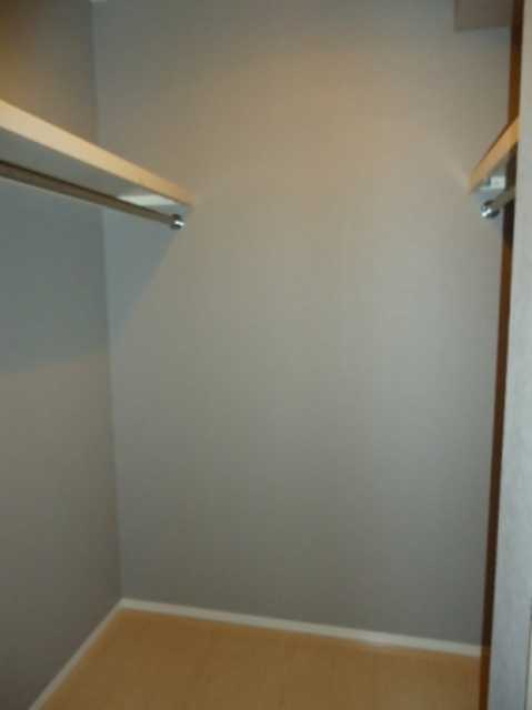 ��ʌ�����s�{���S���ڂ̃A�p�[�g�̎��[