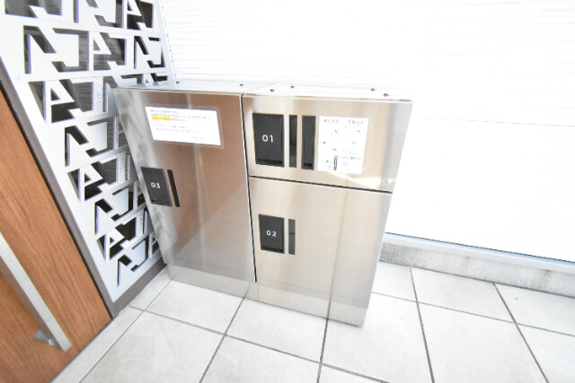 ��ʌ�����s�k�����̃A�p�[�g�̂��̑�