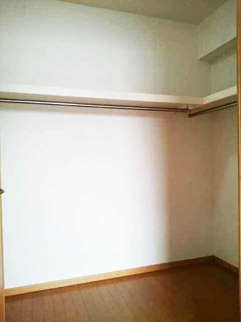 ��ʌ�����s�厚��̃}���V�����̎��[