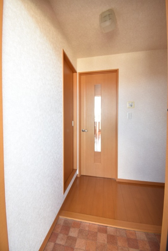 ��ʌ��z�J�s���z�J�Q���ڂ̃A�p�[�g�̌���