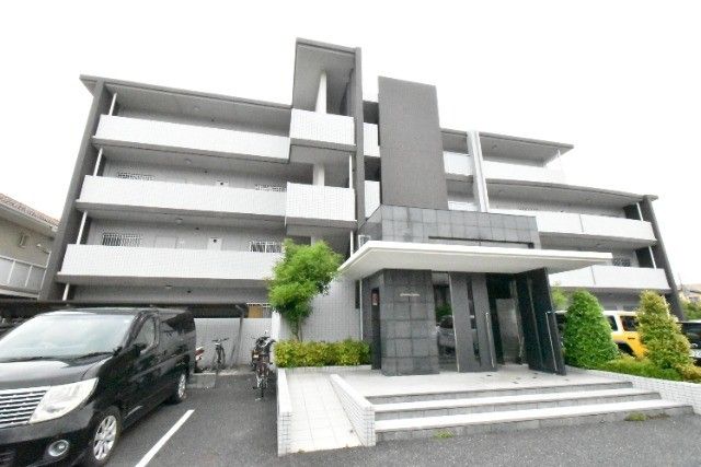 ��ʌ�����s�˒˓�R����15-33�̃}���V�����̌����O��