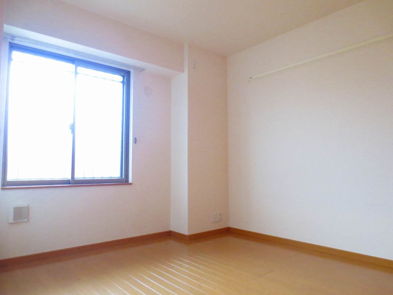 ��ʌ�����s�厚��̃}���V�����̂��̑������E�X�y�[�X