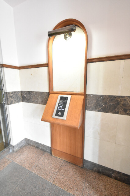 ��ʌ��������܎s�k����i���Q���ڂ̃}���V�����̂��̑�