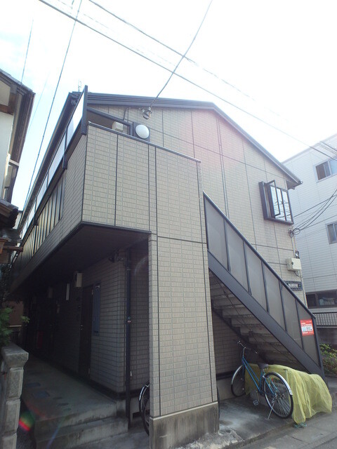 ��ʌ��������܎s�����擌��{�T���ڂ̃A�p�[�g�̌����O��