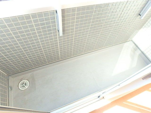 ��ʌ��������܎s������{�����Q���ڂ̃A�p�[�g�̃o���R�j�[