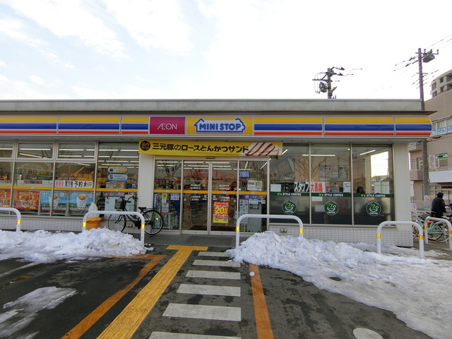 ��ʌ������s�V�����W���ڂ̃A�p�[�g�̎���