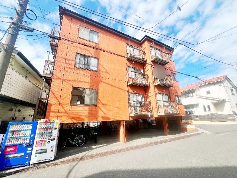 ��ʌ��������܎s��捪�݂S����7-5�̃}���V�����̌����O��