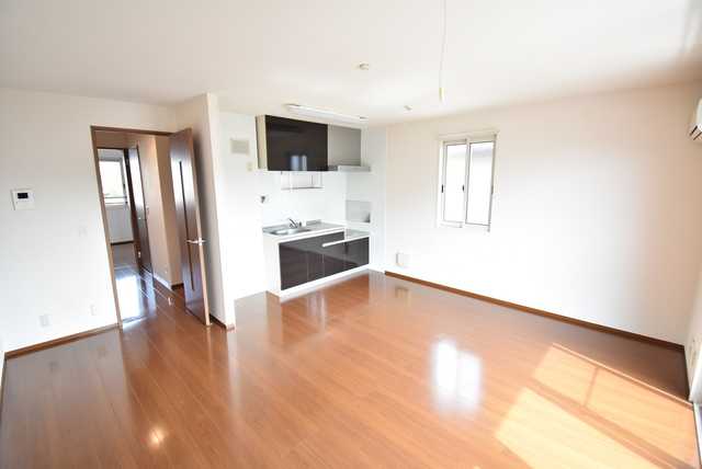 ��ʌ��������܎s�k��g�쒬�P���ڂ̃A�p�[�g�̋��ԁE���r���O