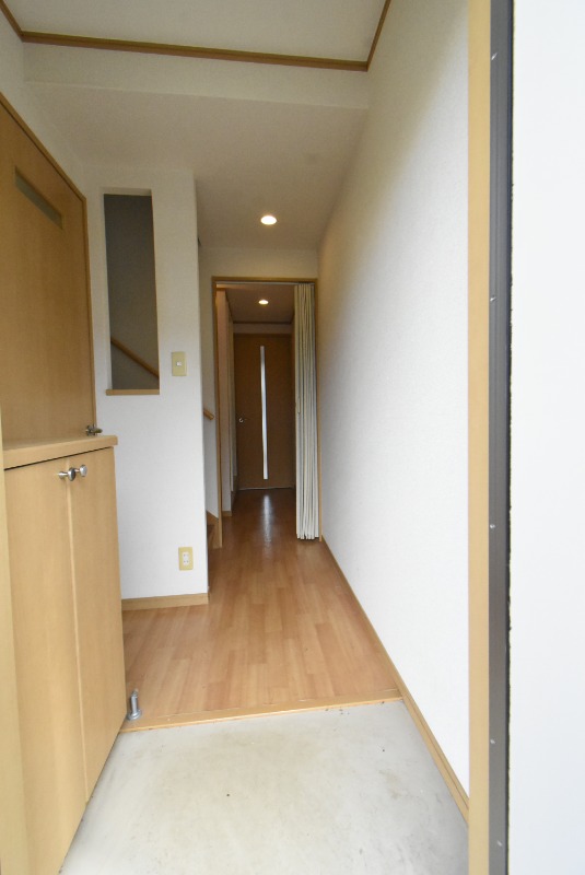 ��ʌ�����s��ԑ�S���ڂ̃e���X�n�E�X�̌���