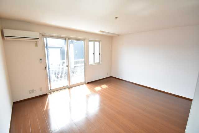 ��ʌ��������܎s�k��g�쒬�P���ڂ̃A�p�[�g�̂��̑������E�X�y�[�X