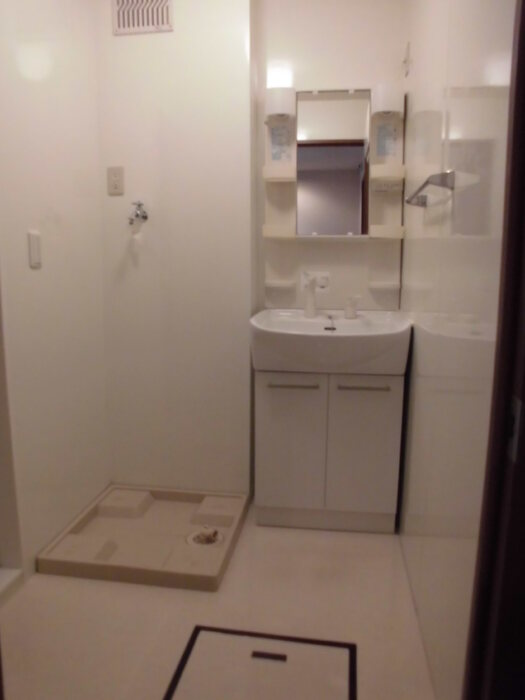 ��ʌ��������܎s�k��g�쒬�P���ڂ̃A�p�[�g�̂��̑��ݔ�