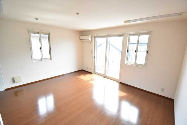 ��ʌ��������܎s�k��g�쒬�P���ڂ̃A�p�[�g�̂��̑������E�X�y�[�X