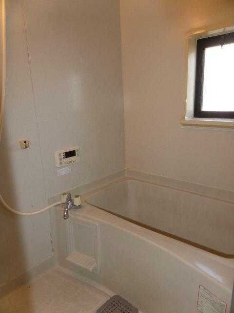 ��ʌ��z�J�s�k�z�J�R���ڂ̃A�p�[�g�̃o�X