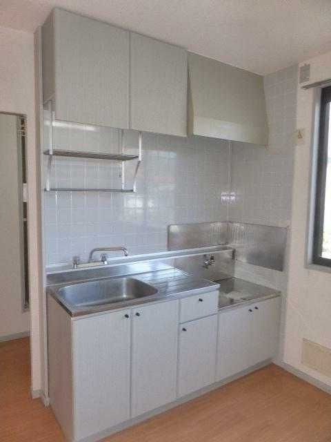 ��ʌ��z�J�s�k�z�J�R���ڂ̃A�p�[�g�̃L�b�`��