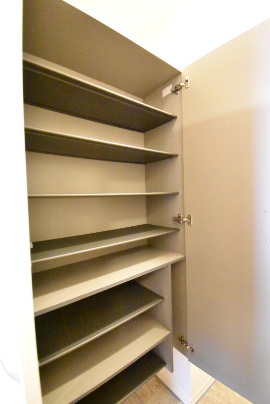 ��ʌ��z�J�s���C�N�^�E���X���ڂ̃A�p�[�g�̌���